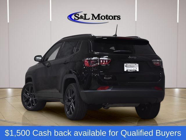 New 2026 Jeep Compass Latitude w/ Sun and Sound Group AWD/4WD image 7