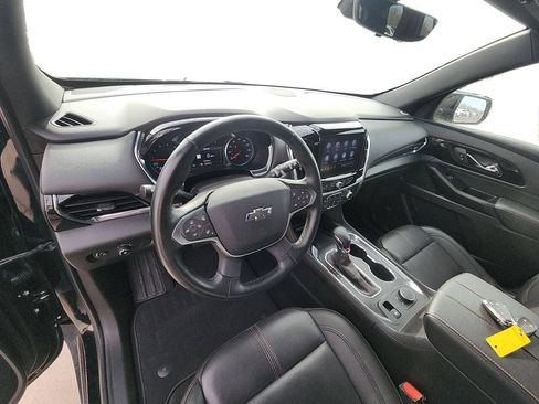 Used 2023 Chevrolet Traverse RS AWD/4WD image 24