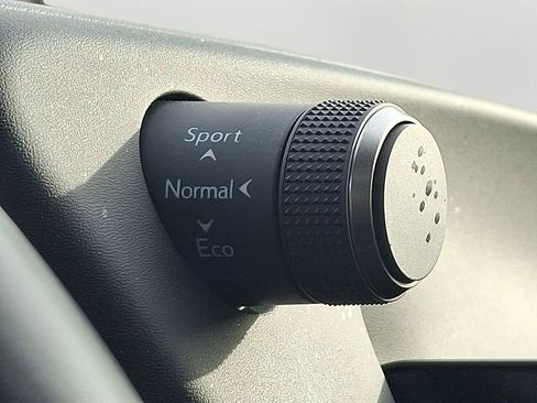 Used 2024 Lexus UX 250h AWD w/ Premium Package image 26