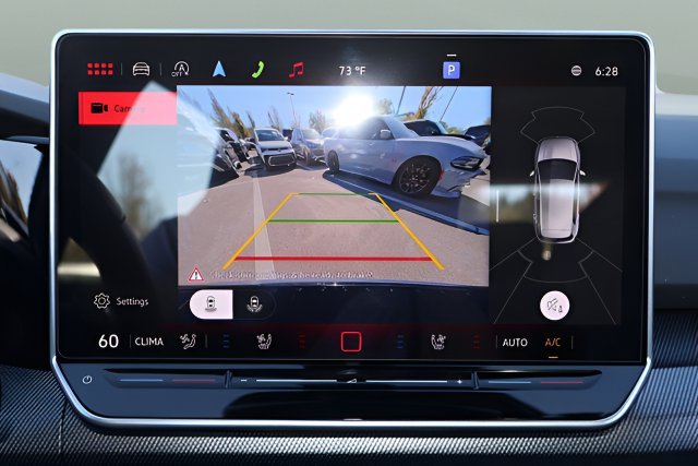 New 2026 Volkswagen GTI SE FWD image 24