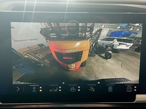 New 2026 Chevrolet Silverado 2500 LTZ w/ LTZ Plus Package AWD/4WD image 15