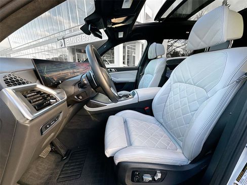 Certified 2024 BMW X7 xDrive40i w/ Premium Package image 22