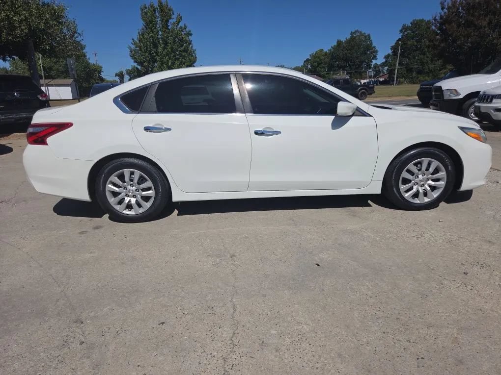 Used 2016 Nissan Altima 2.5 S FWD image 6