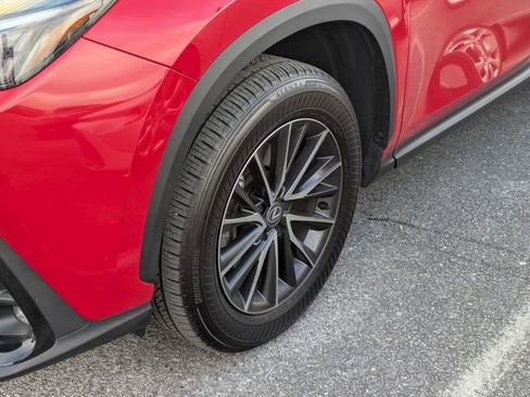 Used 2024 Lexus NX 250 FWD image 8