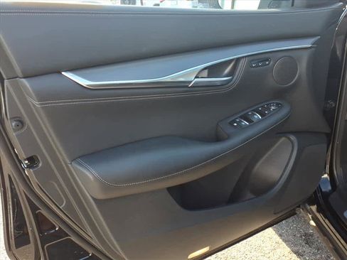 Certified 2025 INFINITI QX55 Luxe w/ Cargo Package image 10