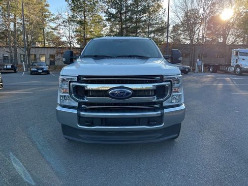 Used 2022 Ford F250 XLT image 3