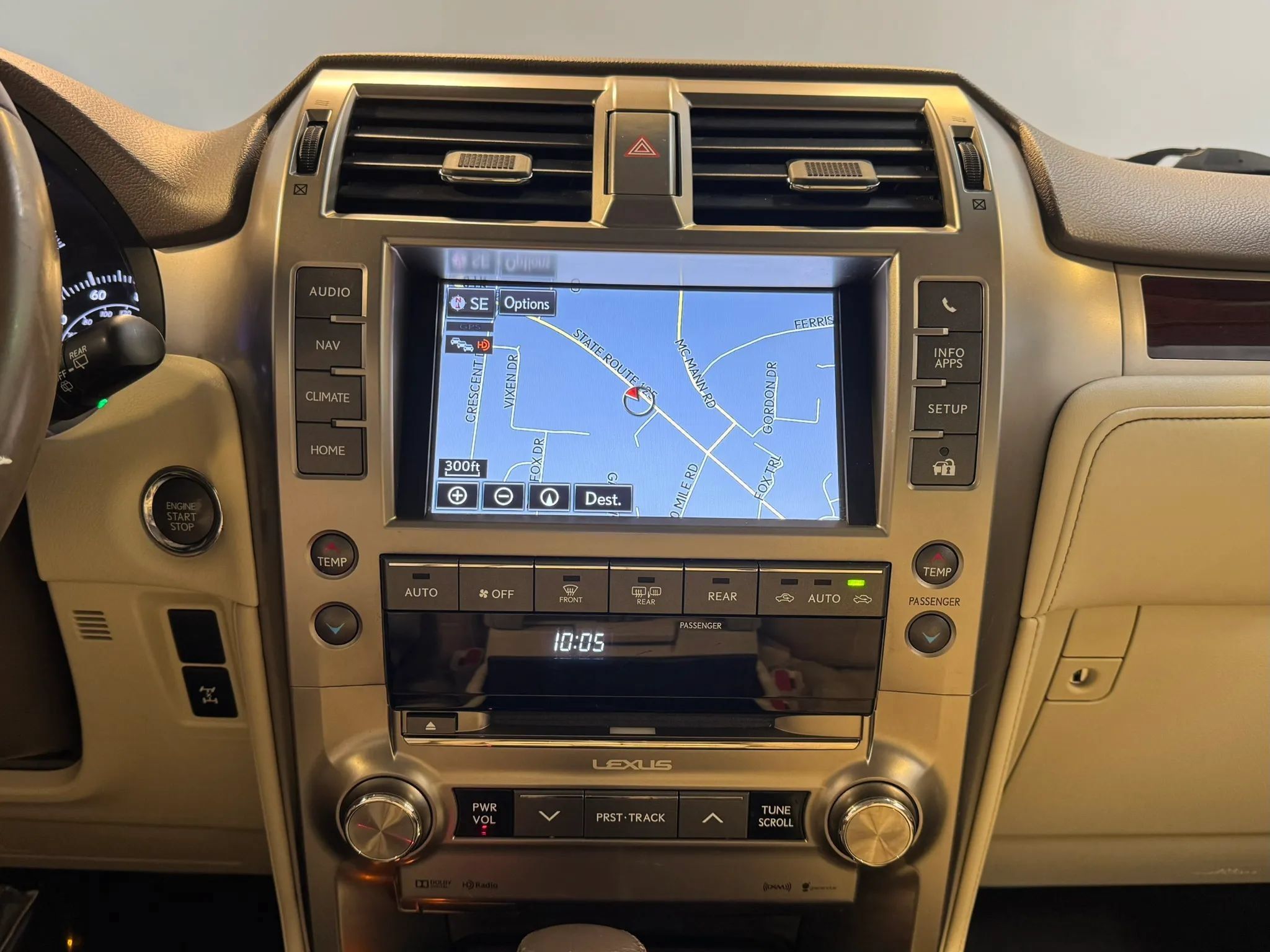 Used 2015 Lexus GX 460 w/ Premium Package AWD/4WD image 14