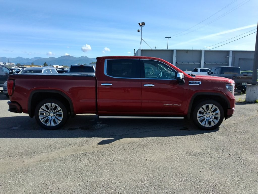 Used 2024 GMC Sierra 1500 Denali w/ Denali Reserve Package AWD/4WD image 9