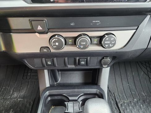 Used 2021 Toyota Tacoma SR w/ SR Convenience Package RWD image 20