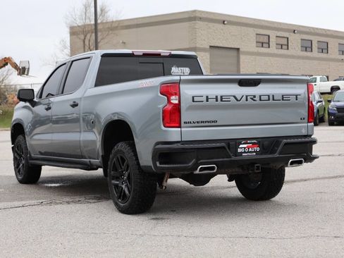 Used 2024 Chevrolet Silverado 1500 LT Trail Boss w/ LT Trail Boss Premium Package AWD/4WD image 11