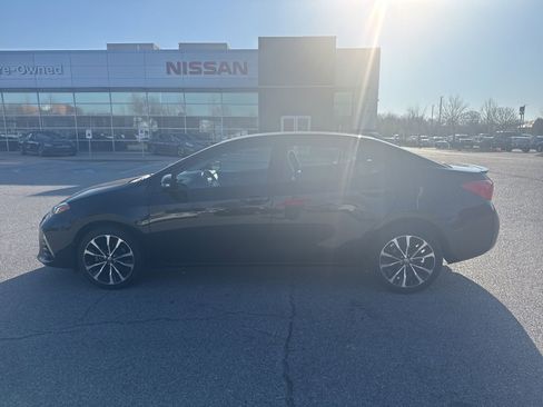 Used 2017 Toyota Corolla SE w/ Carpet Mat Package (TMS) image 8