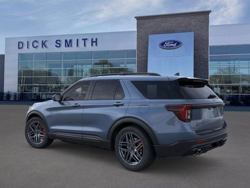 New 2026 Ford Explorer ST image 4