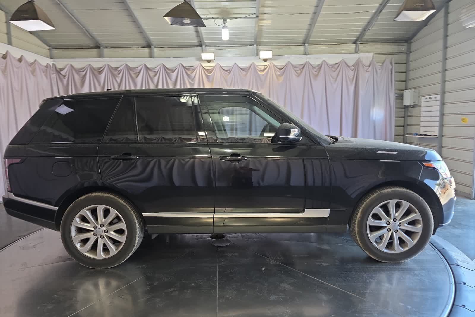 Used 2016 Land Rover Range Rover HSE AWD/4WD image 9