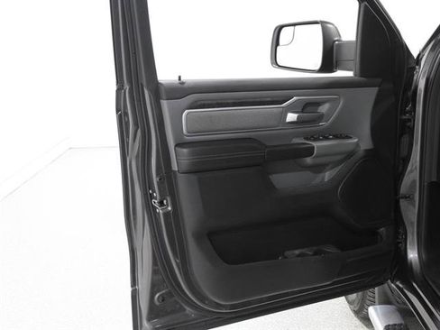 Used 2020 RAM 1500 Big Horn image 4