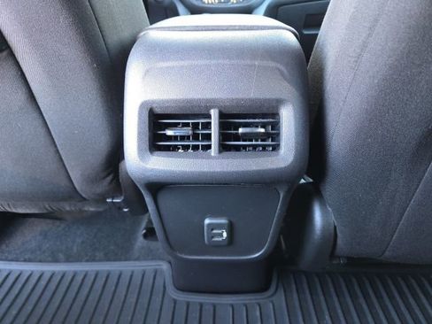 Used 2019 Chevrolet Equinox LT image 44