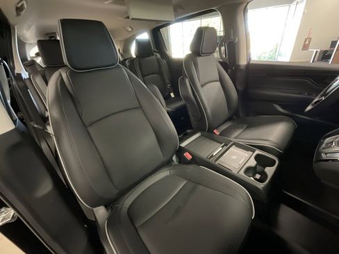 Used 2025 Honda Odyssey Touring image 19