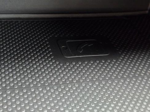 Used 2023 Volkswagen Atlas SE image 30