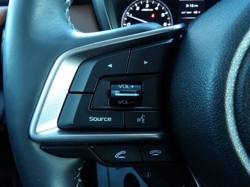 Used 2022 Subaru Outback Touring image 18