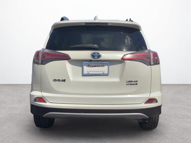 Used 2017 Toyota RAV4 Limited AWD/4WD image 4