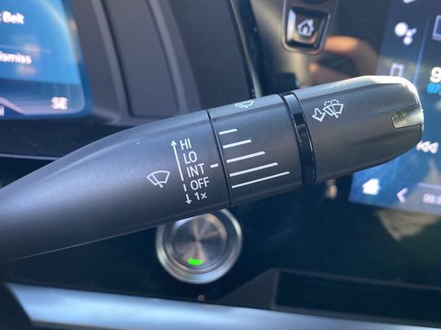 Used 2024 Chevrolet Corvette Stingray Coupe w/ 1LT image 33