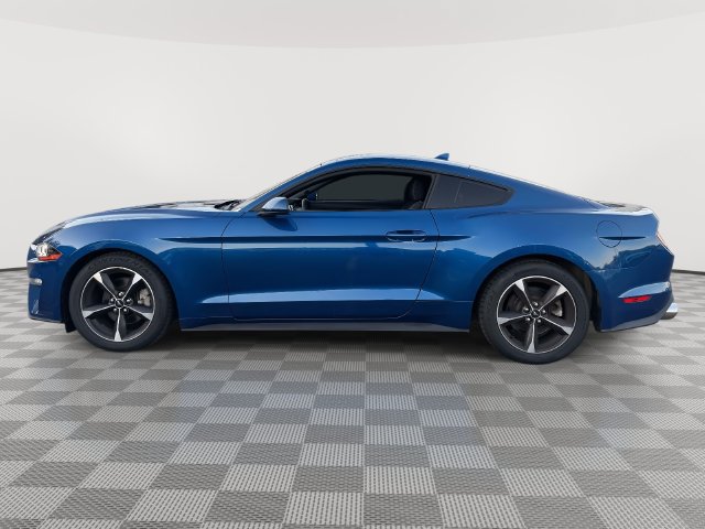 Used 2022 Ford Mustang Coupe RWD image 5