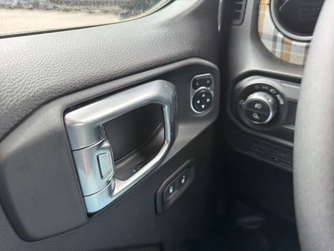 New 2026 Jeep Gladiator Sport AWD/4WD image 22