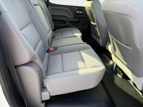 Used 2015 Chevrolet Silverado 1500 W/T AWD/4WD image 9