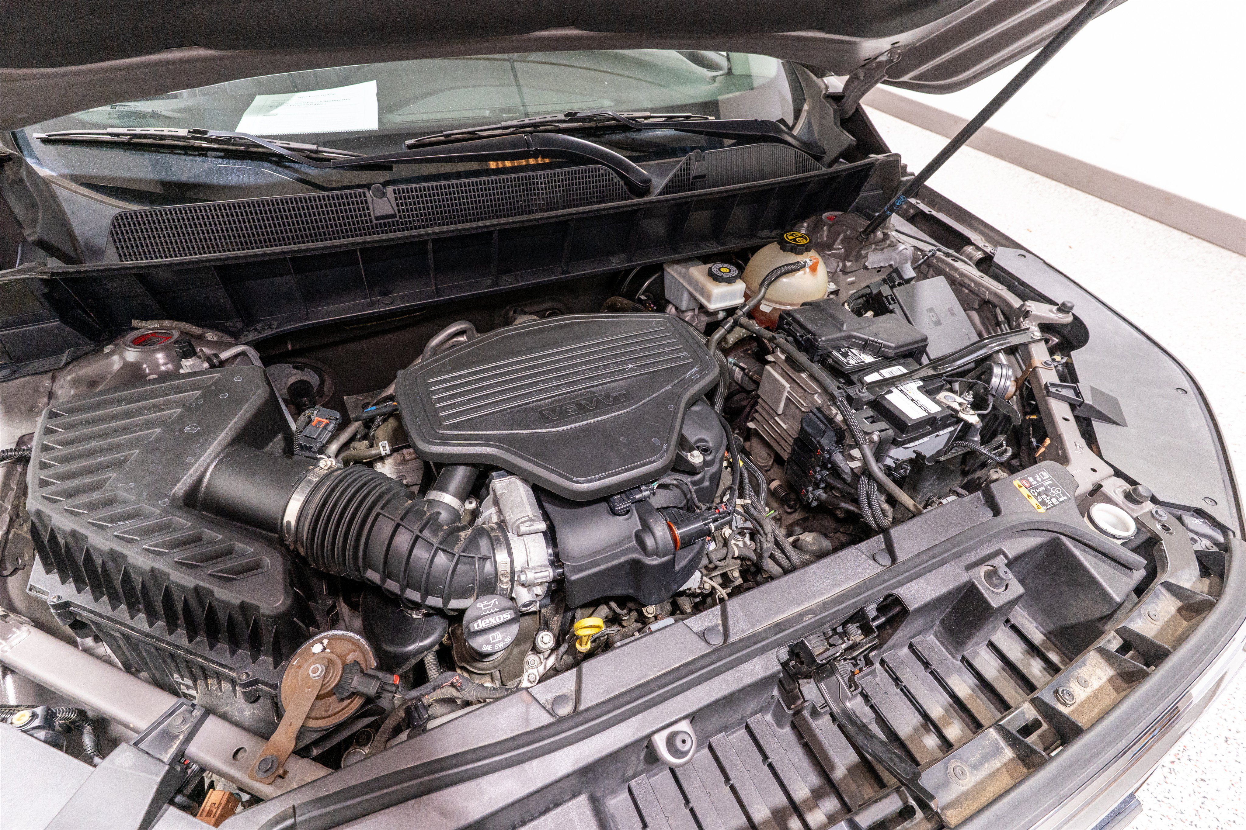 Used 2019 GMC Acadia SLT FWD image 35