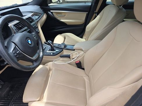 Used 2017 BMW 330i Sedan RWD image 16