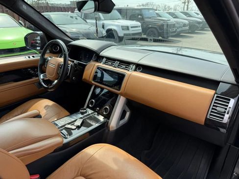 Used 2020 Land Rover Range Rover Autobiography image 31