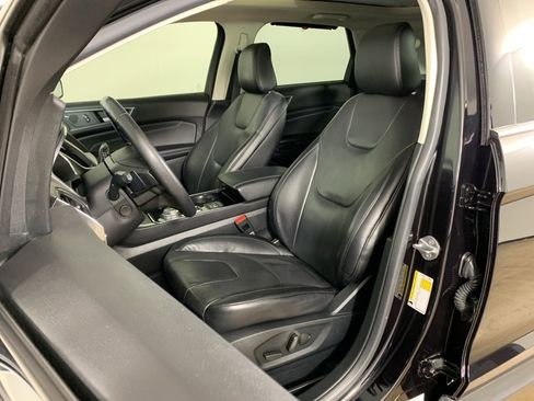 Used 2020 Ford Edge Titanium w/ Equipment Group 301A image 28