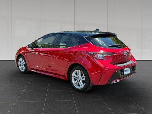 Used 2022 Toyota Corolla SE FWD image 3