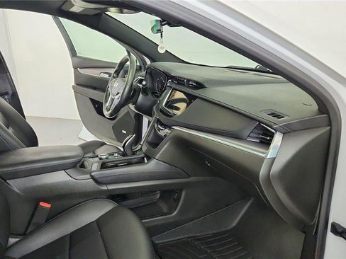 Used 2023 Cadillac XT5 Luxury image 27