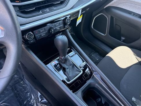 Used 2025 Jeep Compass Sport AWD/4WD image 20