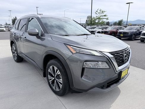 Certified 2023 Nissan Rogue SV w/ SV Premium Package AWD/4WD image 3