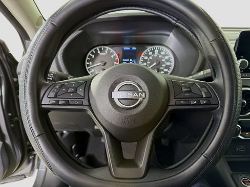 Used 2025 Nissan Sentra S FWD image 14