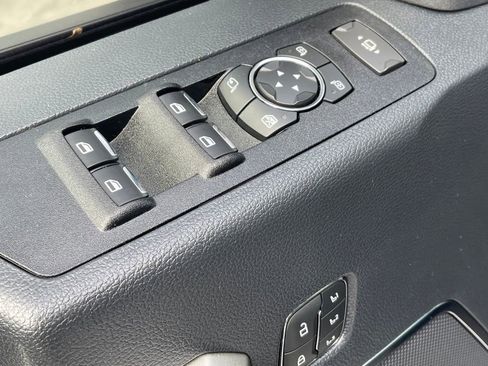 Used 2022 Ford F450 Lariat w/ Lariat Ultimate Package image 18