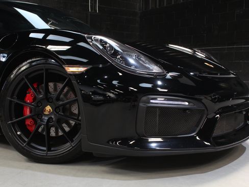Used 2016 Porsche Boxster Spyder RWD image 13