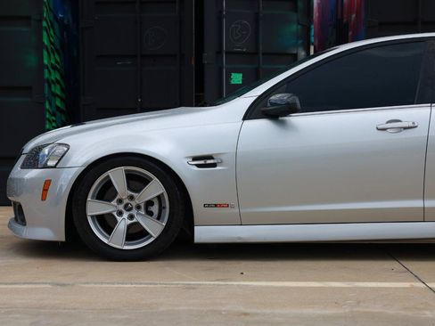 Used 2009 Pontiac G8 GT w/ Premium Package RWD image 26