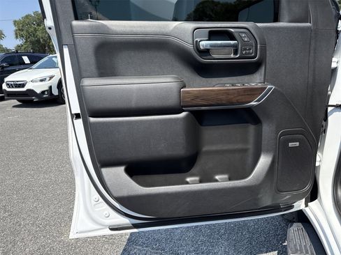 Used 2019 GMC Sierra 1500 SLT w/ SLT Premium Package image 13