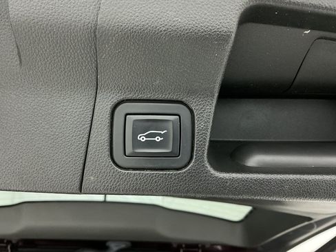Used 2018 GMC Acadia SLE w/ Driver Alert Package I AWD/4WD image 44
