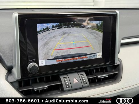 Used 2025 Toyota RAV4 XLE Premium FWD image 4