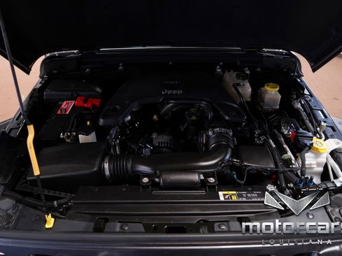 Used 2020 Jeep Gladiator Overland image 25