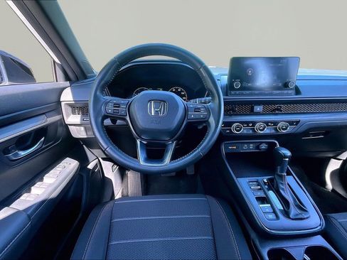 Used 2023 Honda CR-V Sport image 9