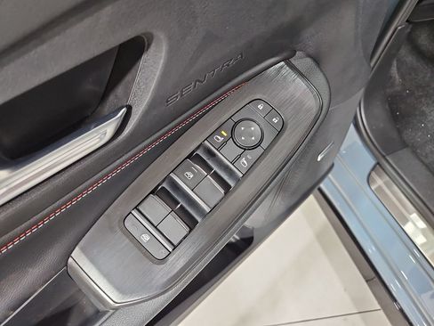 New 2026 Nissan Sentra SR w/ SR Premium Package FWD image 11