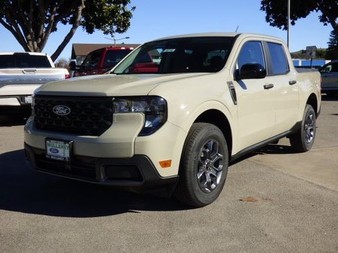New 2025 Ford Maverick XLT w/ XLT Luxury Package image 7