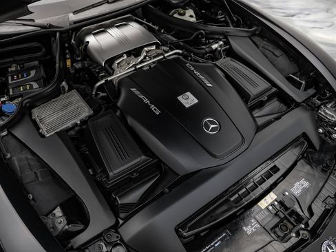Used 2018 Mercedes-Benz AMG GT C image 90