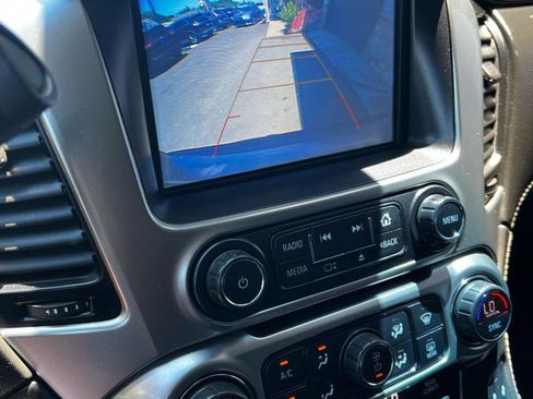 Used 2019 Chevrolet Suburban LT AWD/4WD image 34