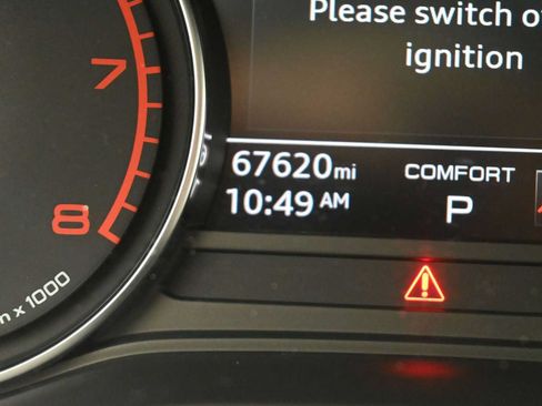 Used 2021 Audi A4 2.0T Premium w/ Convenience Package AWD/4WD image 17