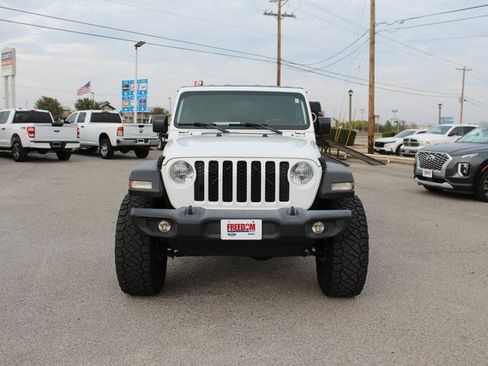 Used 2020 Jeep Gladiator Sport w/ Quick Order Package 24S image 2